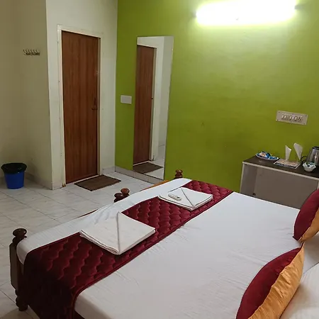 Trendz Service Apartments Chennai Exterior photo