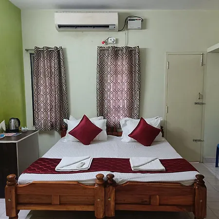 Trendz Service Apartments Chennai Exterior photo